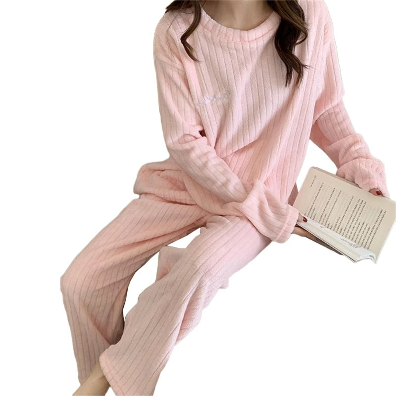 Soft and Comfortable Fleece Pajama Women's Lounge Sets Long Sleeve Sleepwear Loungewear