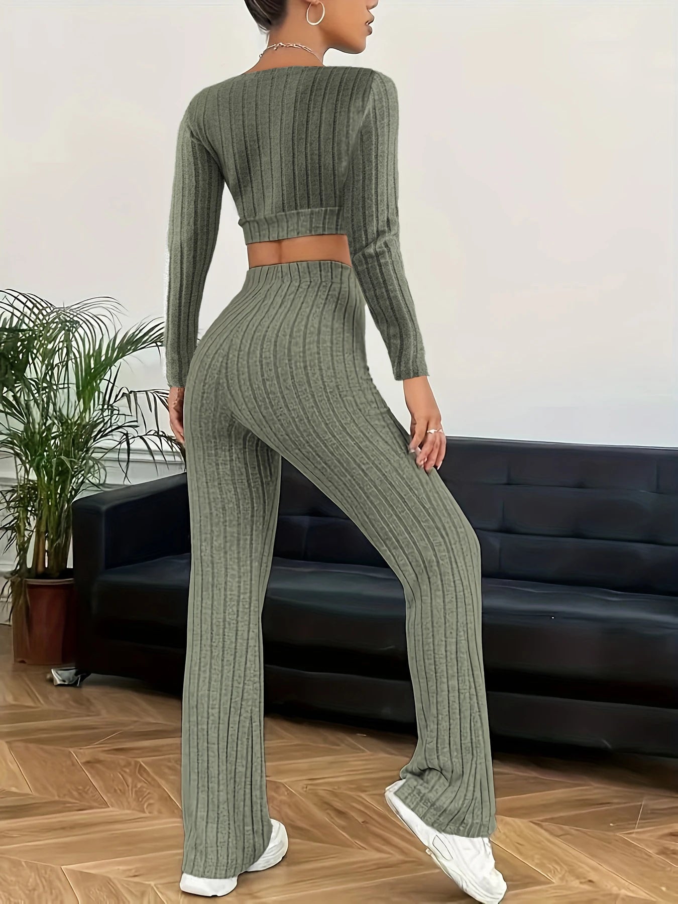 2-Piece Slim Lounge Set