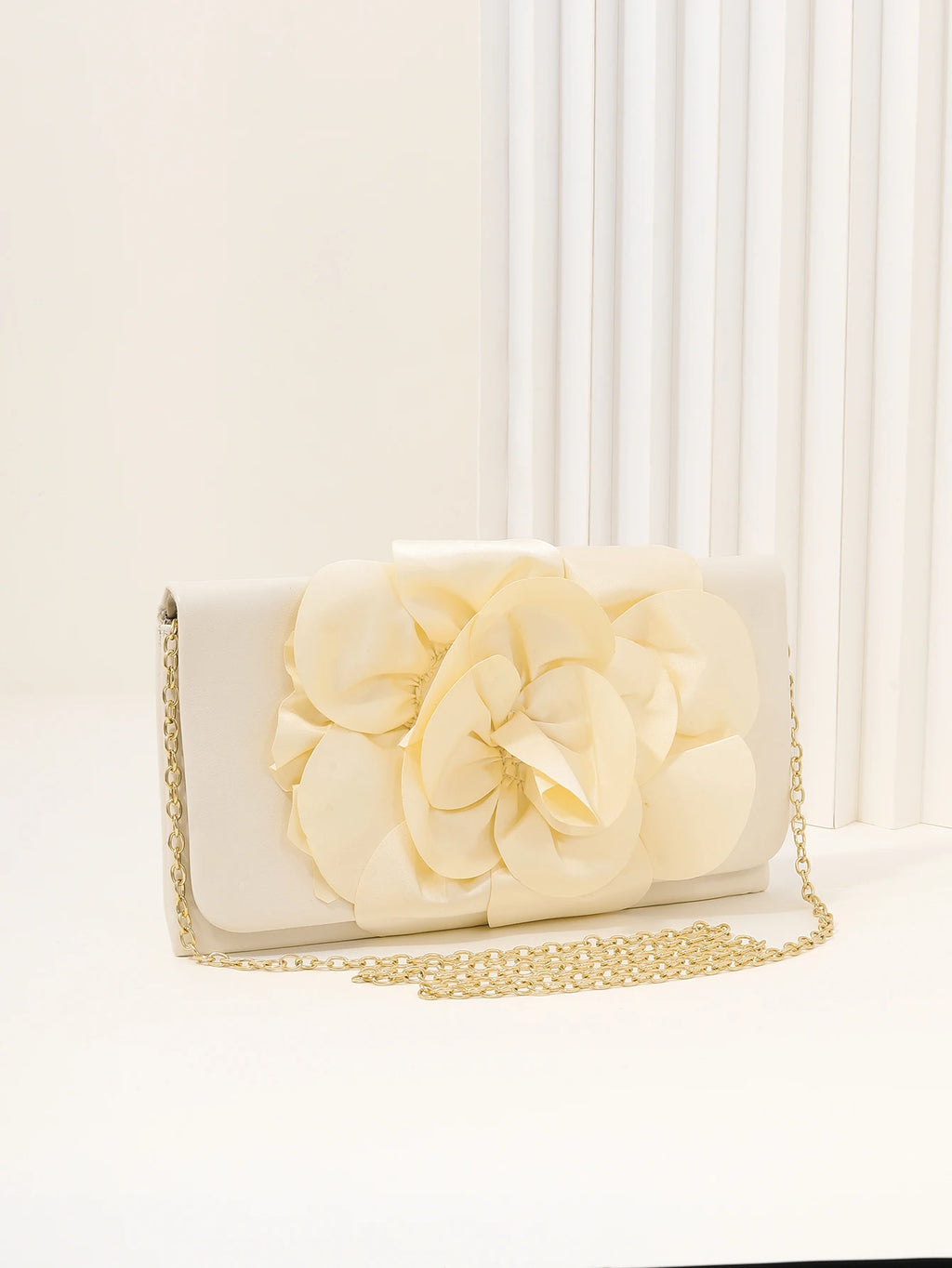 Ruched Evening Purse For Women,Handmade Flower Decor Clutch Bag, Elegant Pleated Dinner Purse For Wedding Party Prom Banquet