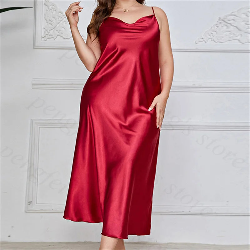 Plus Size Swing-Collar Nightdress