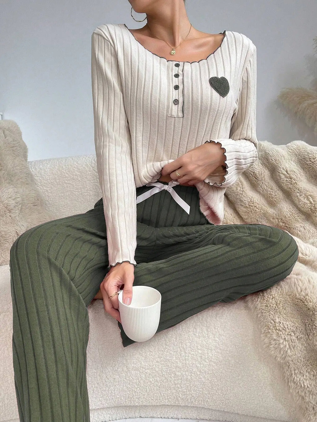 Hearts Lounge Pants Set