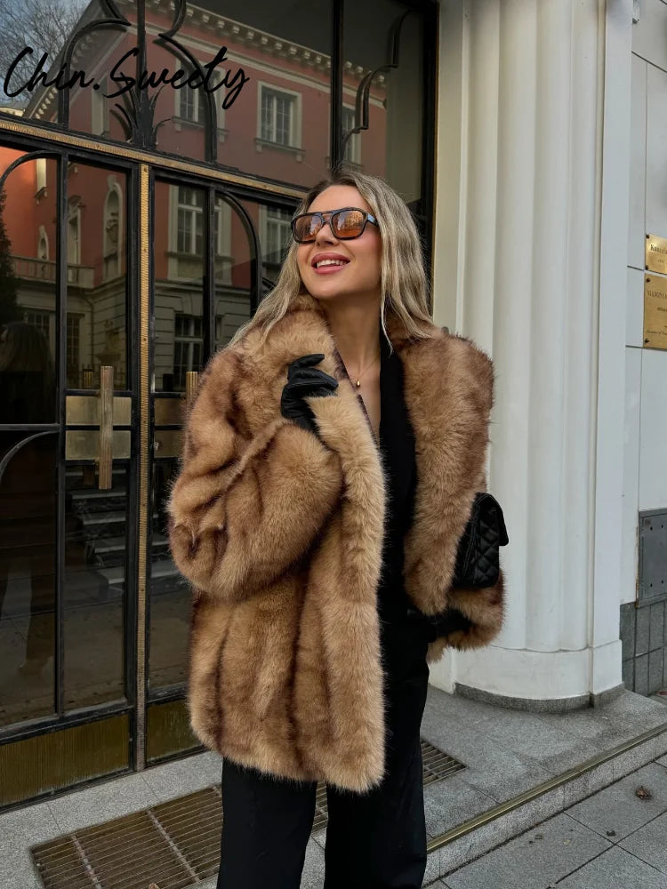 Street Faux Fur Women Coat Urban Full Sleeve Lapel Panelled Pocket Female Outwear 2025 Autumn Winter Elegant Lady Outwear