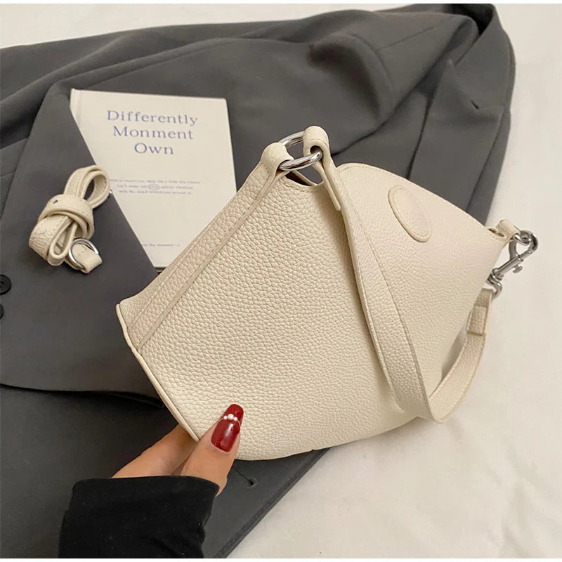 Pea Pod Crossbody Shoulder Bag,Women's Lychee Pebbled Pattern Women Dumpling Sling Bag,Chic Simple Minimalist Commuter Purse