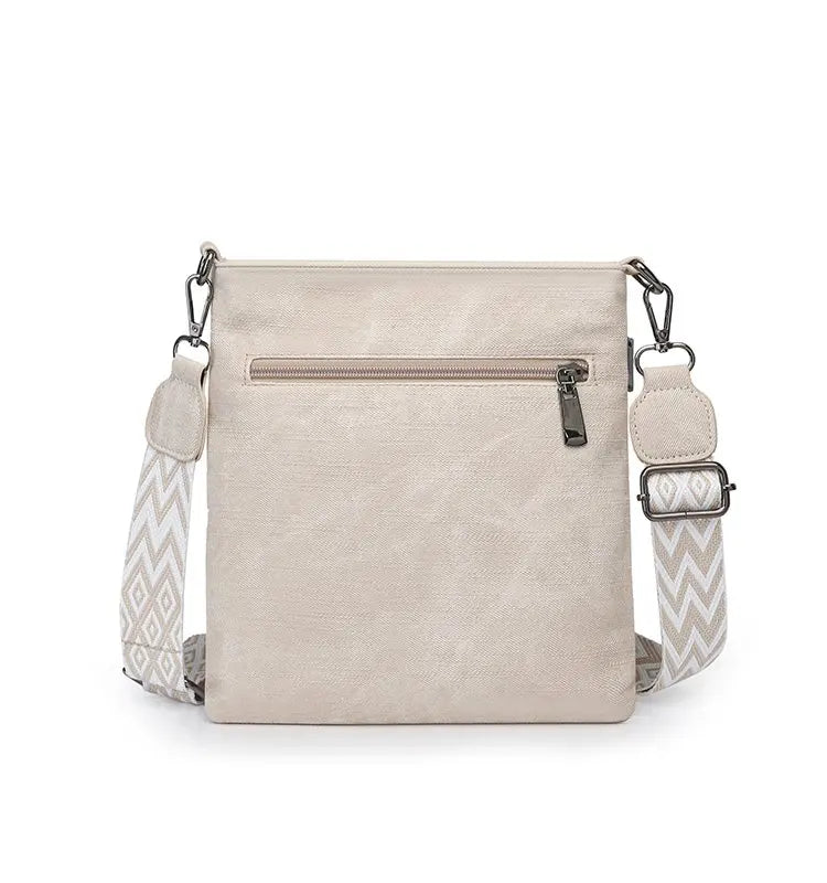 Fashionable Women's Tote Bag With Trendy Design And Fine Leather For Daily Casual Use