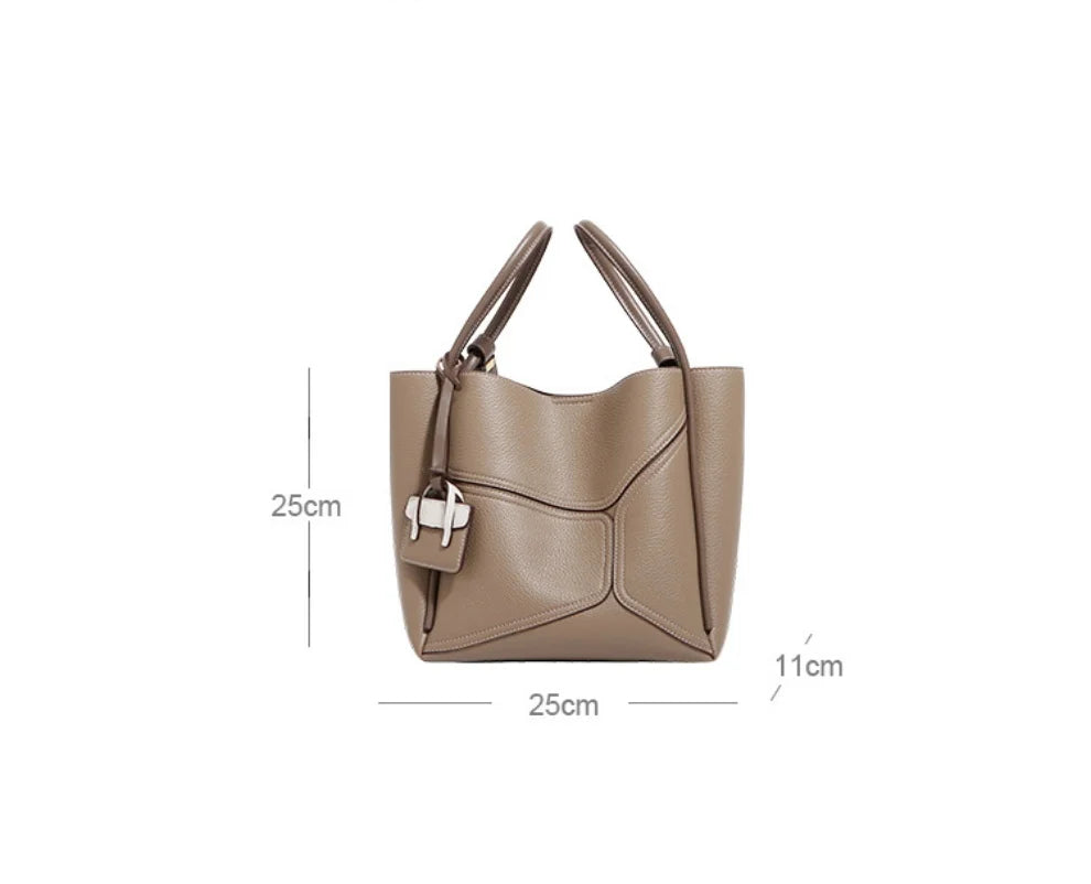 Tote bag autumn and winter new leather texture fashionable and versatile commuting large capacity large bag women's armpit bag