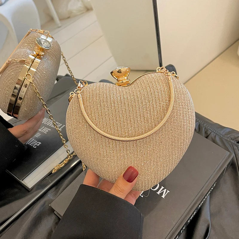 Evening Clutch Bag Women Bag Shiny Handbag Heart Shape Metal Clutches Bag Fashion Chain Shoulder Crossbody Bag Luxury Lady Purse