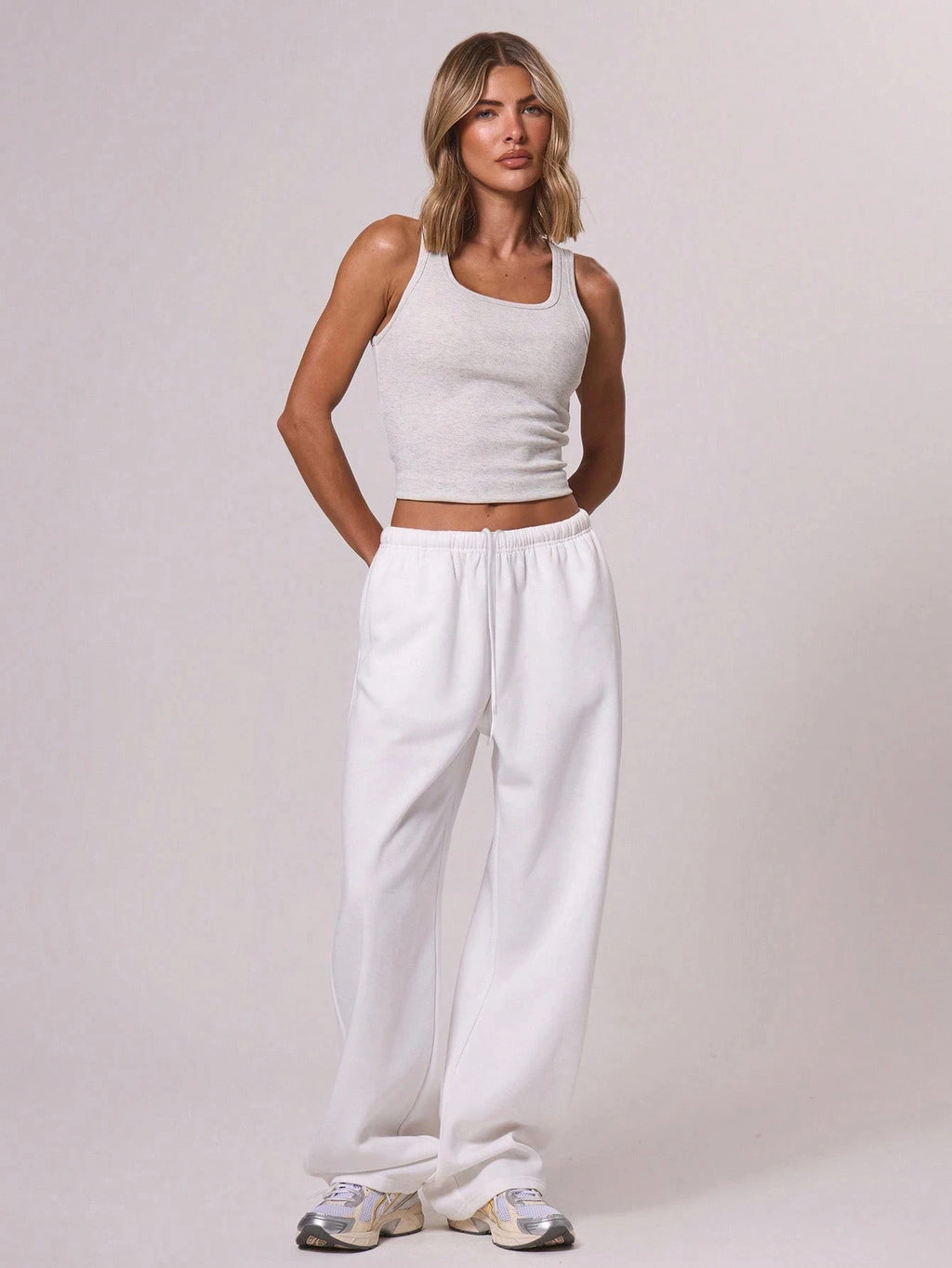 Women's fashionable loose straight-leg jogging pants, suitable for vacation, leisure running, new autumn and winter sports pants