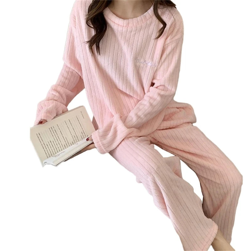 Soft and Comfortable Fleece Pajama Women's Lounge Sets Long Sleeve Sleepwear Loungewear
