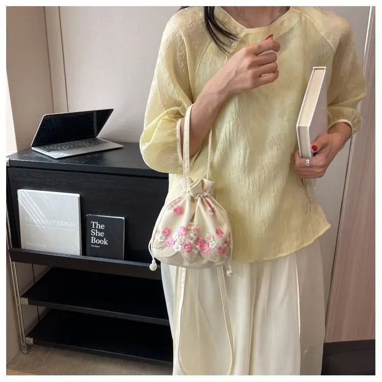 Fashion Small Shoulder Bags Women Drawstring Straw Beach Bags Flower Embroidery Bags Ladies Lace Crossbody Handbags for Travel