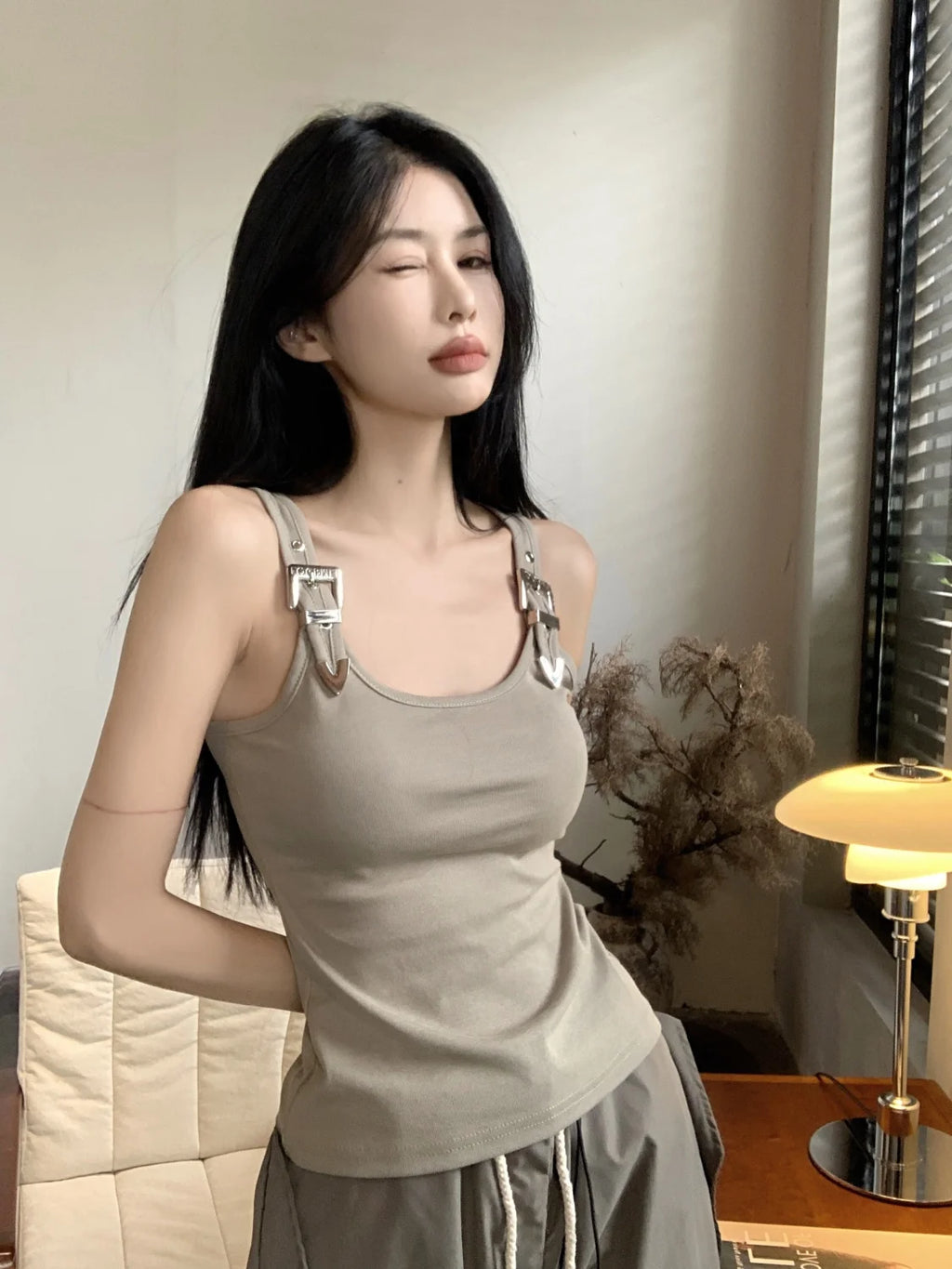 Tanks Women Personality Creativity Casual Trendy All-match Chic Age-reducing Simple Streetwear Solid New Summer Lady Sweet Thin