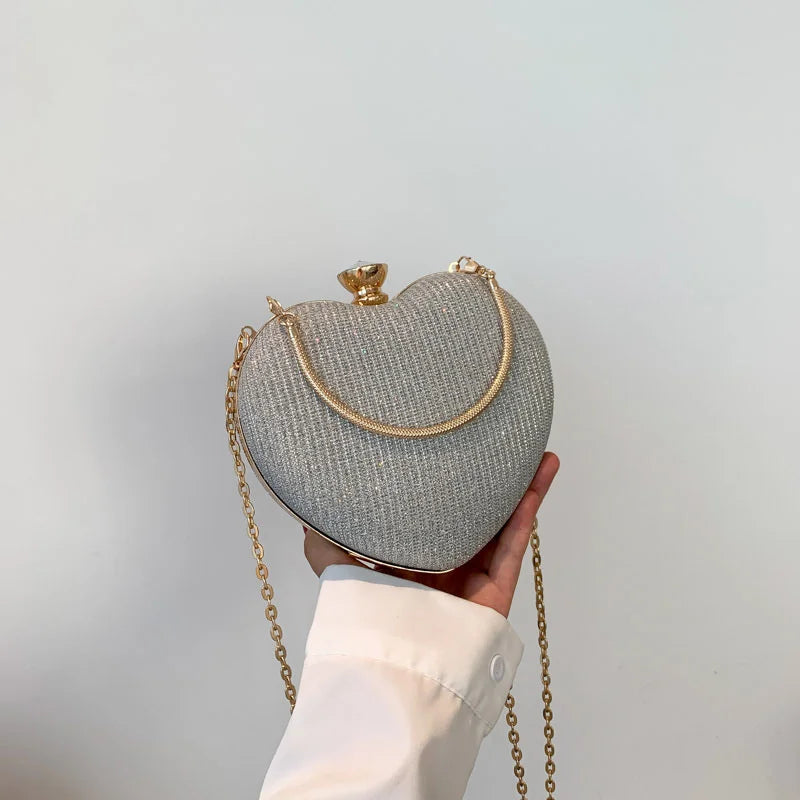 Evening Clutch Bag Women Bag Shiny Handbag Heart Shape Metal Clutches Bag Fashion Chain Shoulder Crossbody Bag Luxury Lady Purse