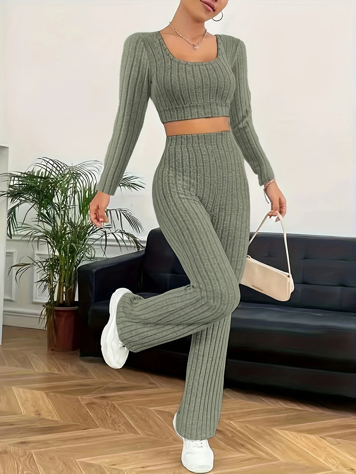 2-Piece Slim Lounge Set