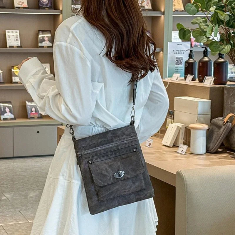 Fashionable Women's Tote Bag With Trendy Design And Fine Leather For Daily Casual Use