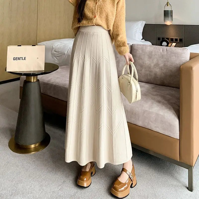 Knitted Midi Skirt for Women in Autumn and Winter, Black High Waisted A-line Yarn Large Swing Long Skirt Thickened To The Ankle
