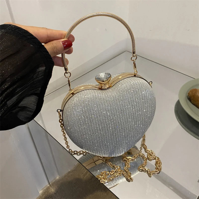 Evening Clutch Bag Women Bag Shiny Handbag Heart Shape Metal Clutches Bag Fashion Chain Shoulder Crossbody Bag Luxury Lady Purse