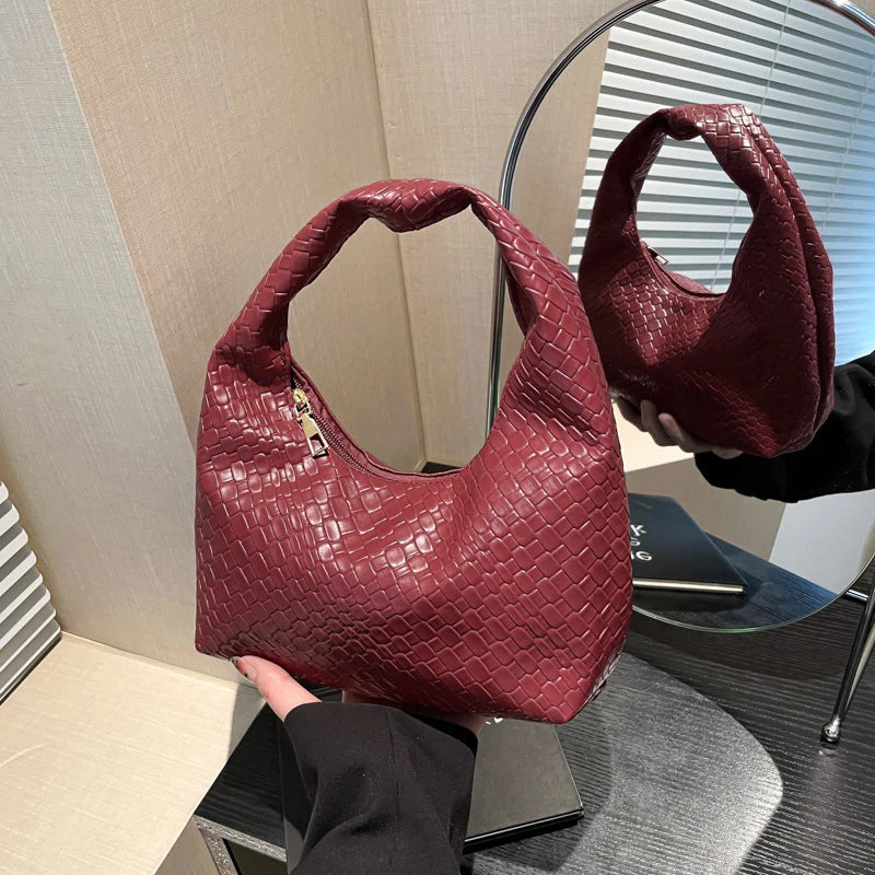 Fashion Pu Weave Bag Red Purse Underarm Bag Fashionable Crescent Mobile Phone Purse and Handbags For Women