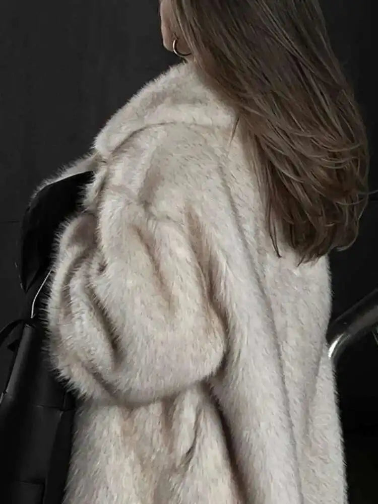 UCXQ Tide Faux Fur Coat European Style Street All Match Lapel Temperament Elegant Long Outerwear Women 2025 Autumn Winter 3C2587