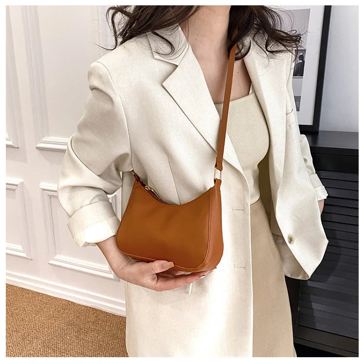 Women's Handbags Retro Solid Color PU Leather Shoulder Underarm Bag Fashion Casual Hobos Purses and Handbag Ladies Hand Bags