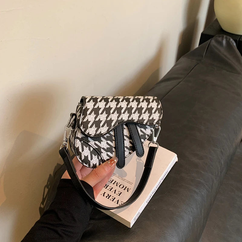 New Children's Mini Crossbody Bag Fashion Classic Saddle Bag Versatile Casual Girl's Shoulder Bag