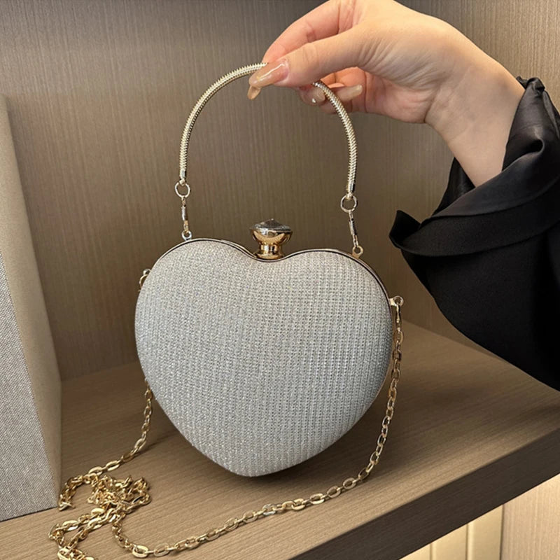 Evening Clutch Bag Women Bag Shiny Handbag Heart Shape Metal Clutches Bag Fashion Chain Shoulder Crossbody Bag Luxury Lady Purse