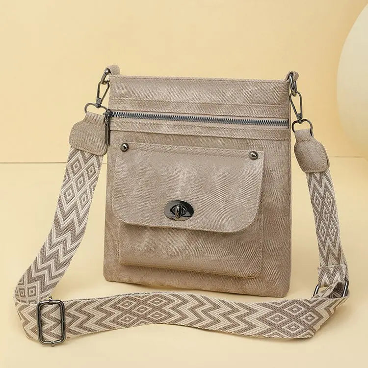 Fashionable Women's Tote Bag With Trendy Design And Fine Leather For Daily Casual Use