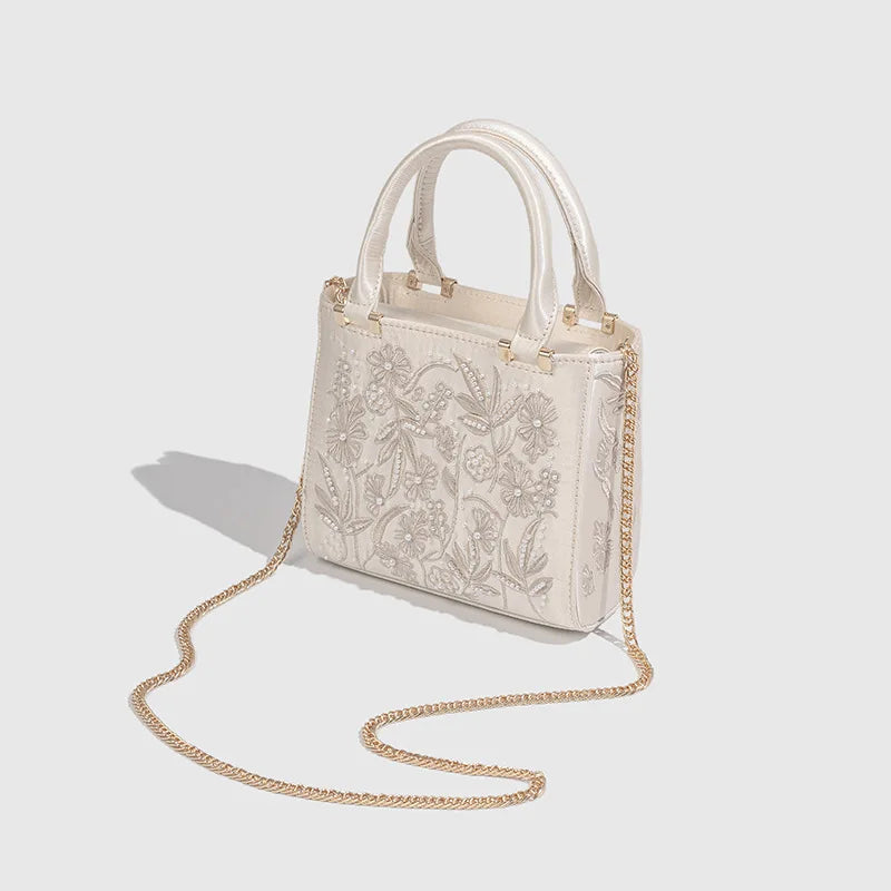 NEW Embroidered Shoulder Bag Elegant Handbag Retro Small Square Bag Wedding Party Luxury Designer Women Evening Clutch