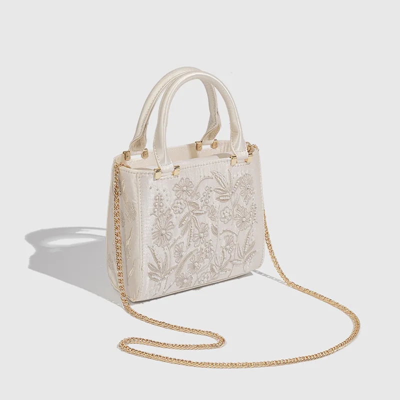 NEW Embroidered Shoulder Bag Elegant Handbag Retro Small Square Bag Wedding Party Luxury Designer Women Evening Clutch
