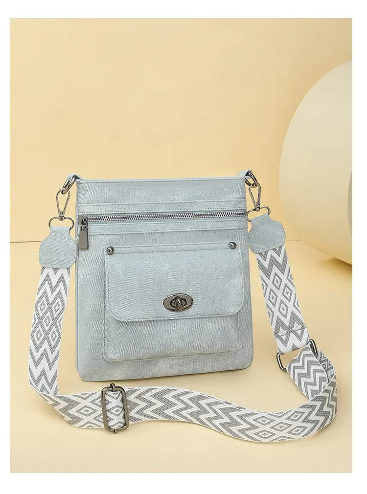 Fashionable Women's Tote Bag With Trendy Design And Fine Leather For Daily Casual Use