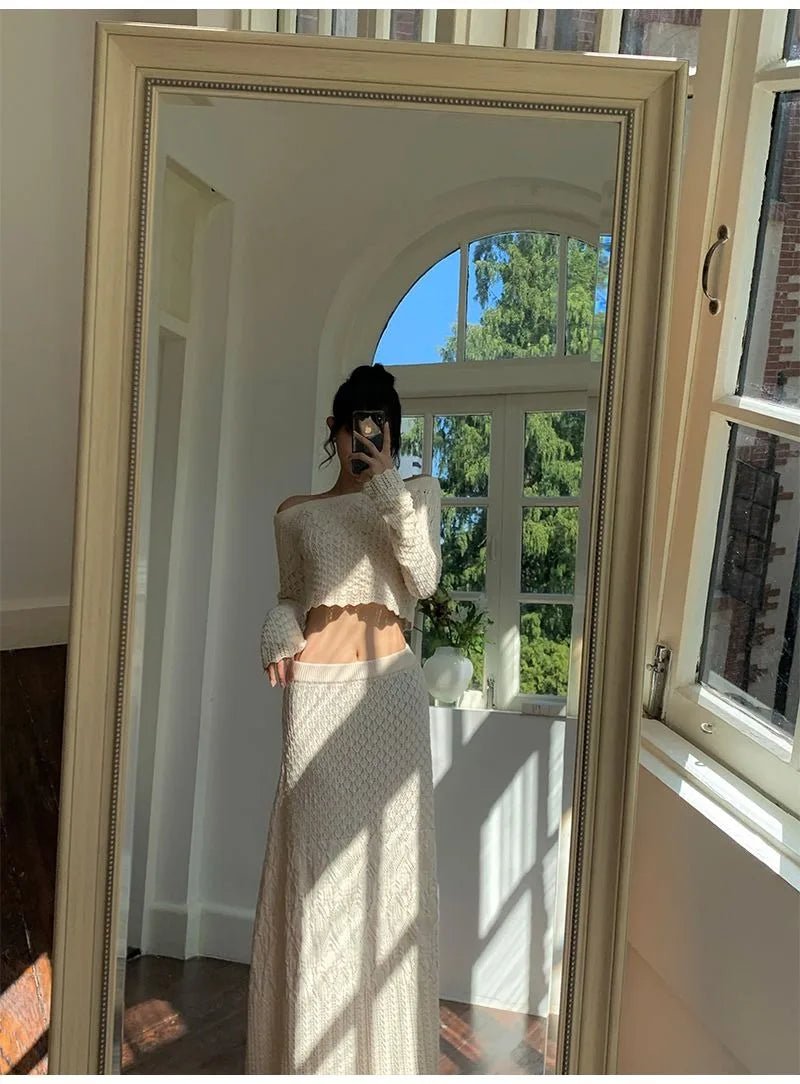 Women's Knitted Sweater Skirt Two-Piece Suit New Sexy Hollow Off-Neck Long Sleeve Sweater Skirt Suit