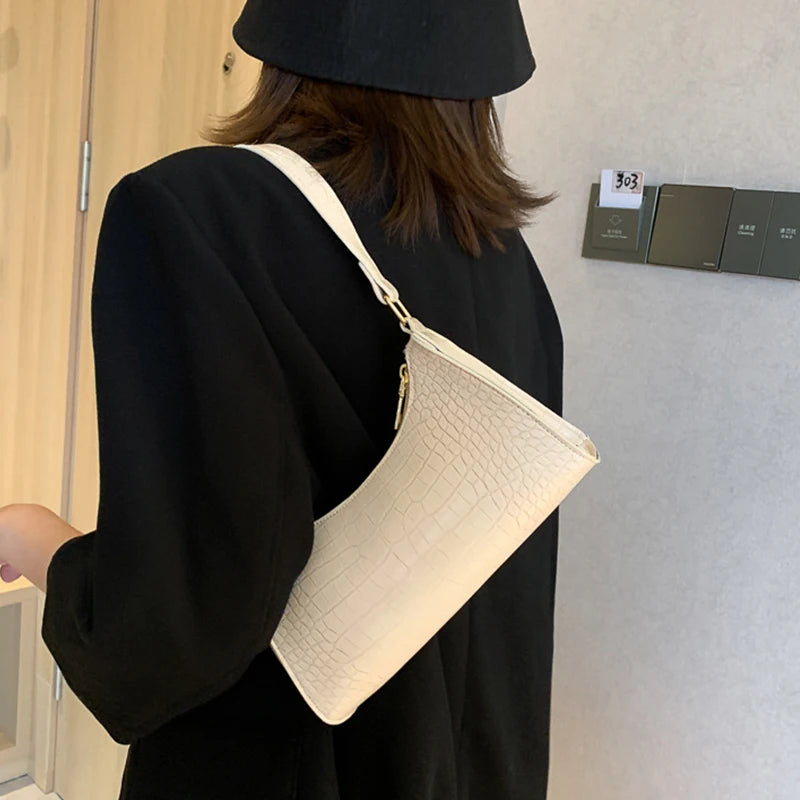 Retro Crocodile Pattern Shoulder Bag For Women PU Leather Armpit Bag France Clutch Bag Casual Female Clutch Handbags Purse Tote