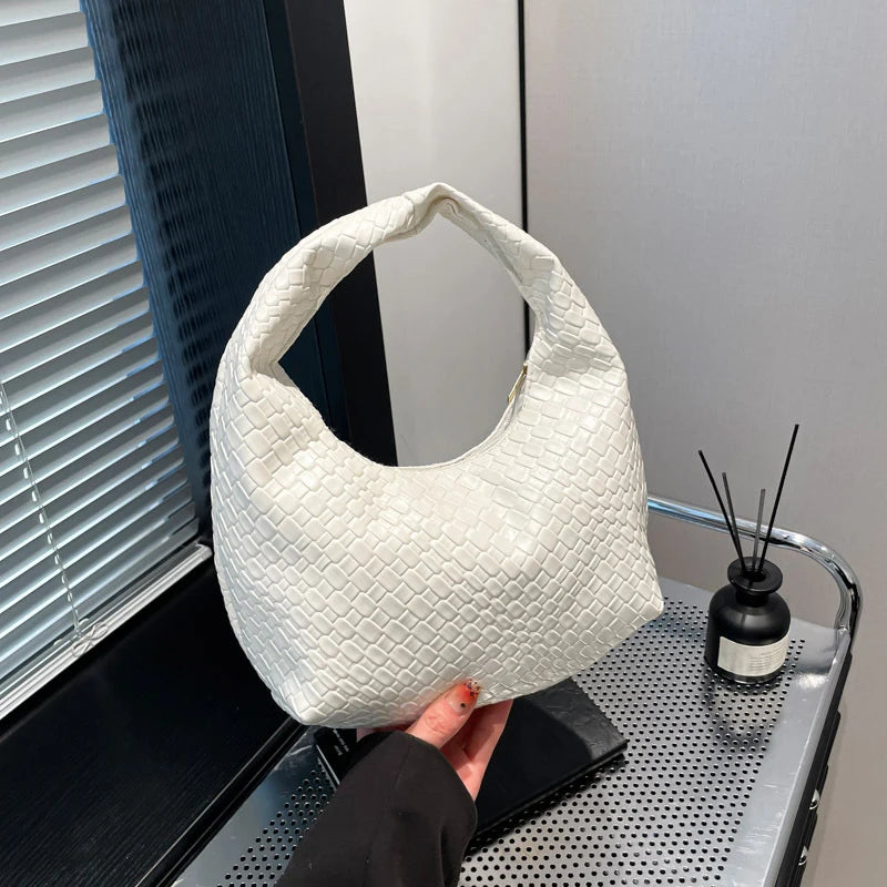 Fashion Pu Weave Bag Red Purse Underarm Bag Fashionable Crescent Mobile Phone Purse and Handbags For Women