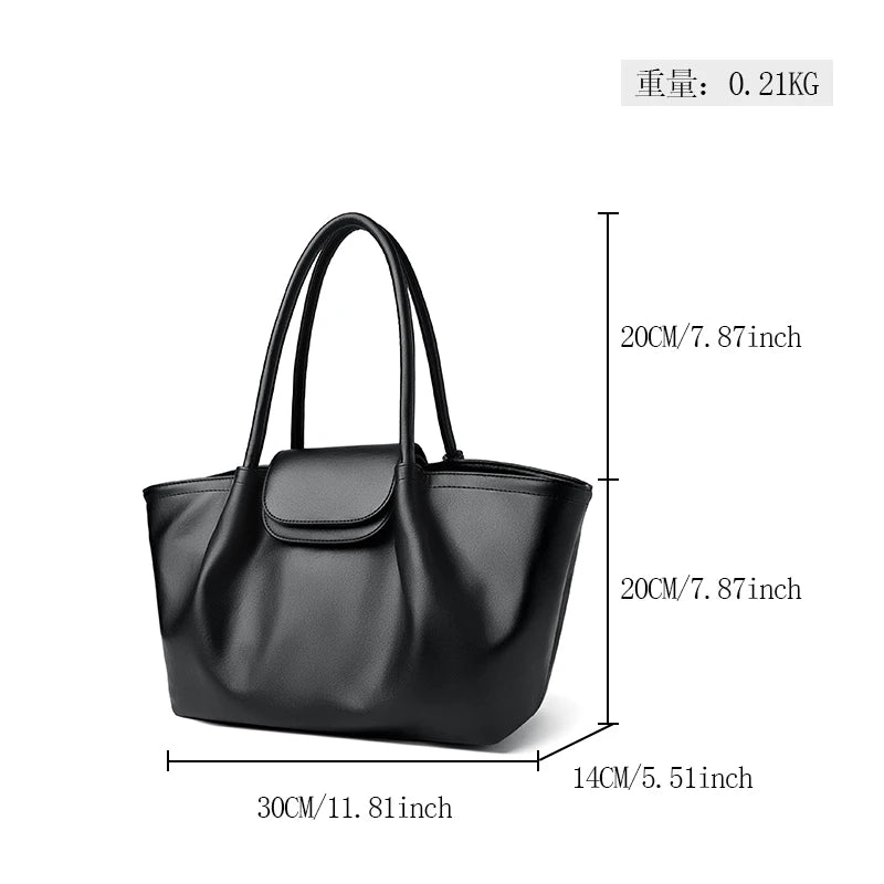 The new tote bag is a soft leather women's bag with a European and American style, featuring a simple design and large capacity