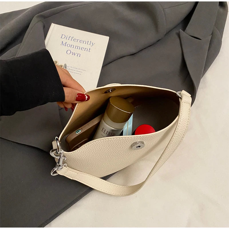 Pea Pod Crossbody Shoulder Bag,Women's Lychee Pebbled Pattern Women Dumpling Sling Bag,Chic Simple Minimalist Commuter Purse