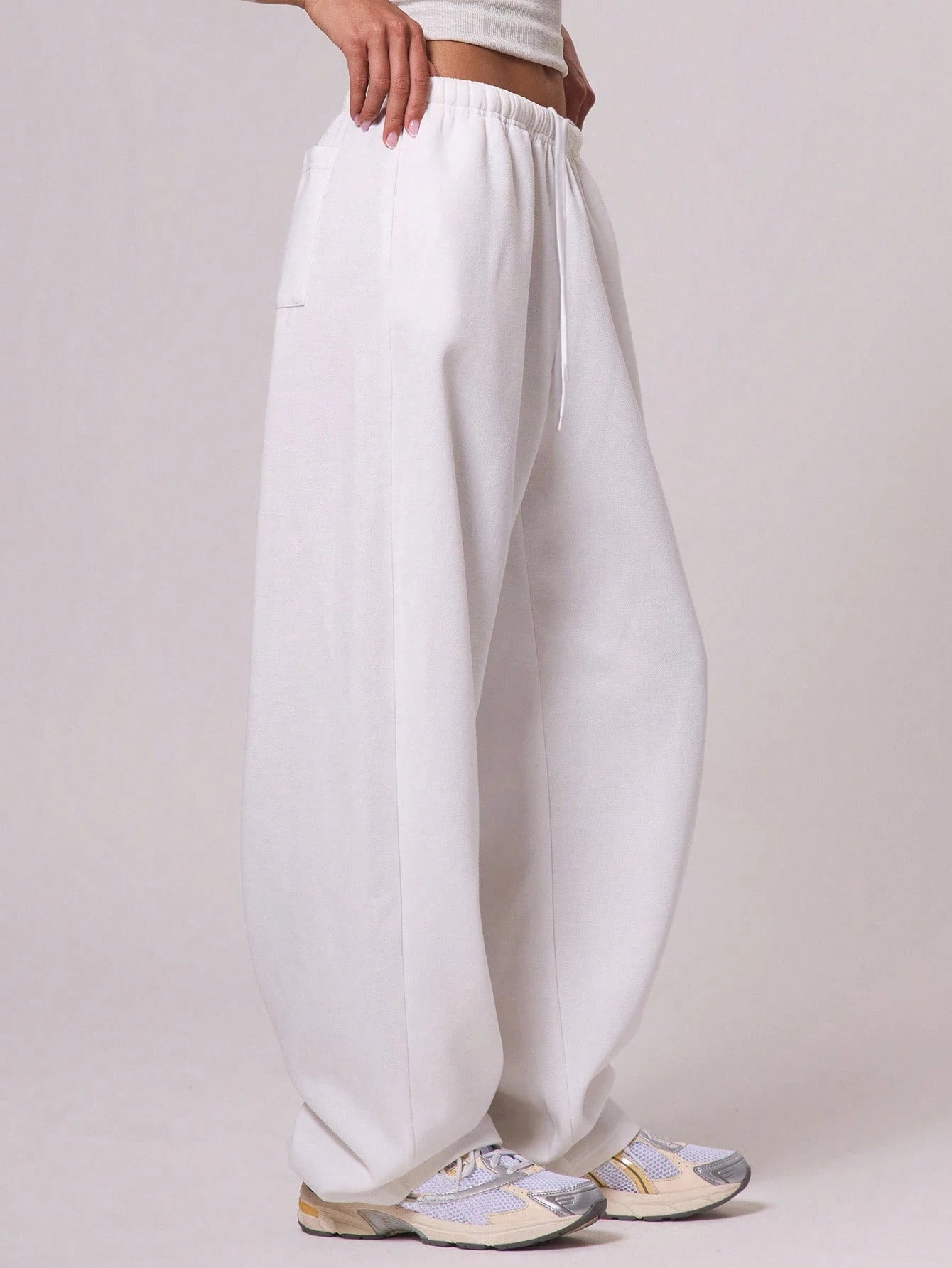 Women's fashionable loose straight-leg jogging pants, suitable for vacation, leisure running, new autumn and winter sports pants