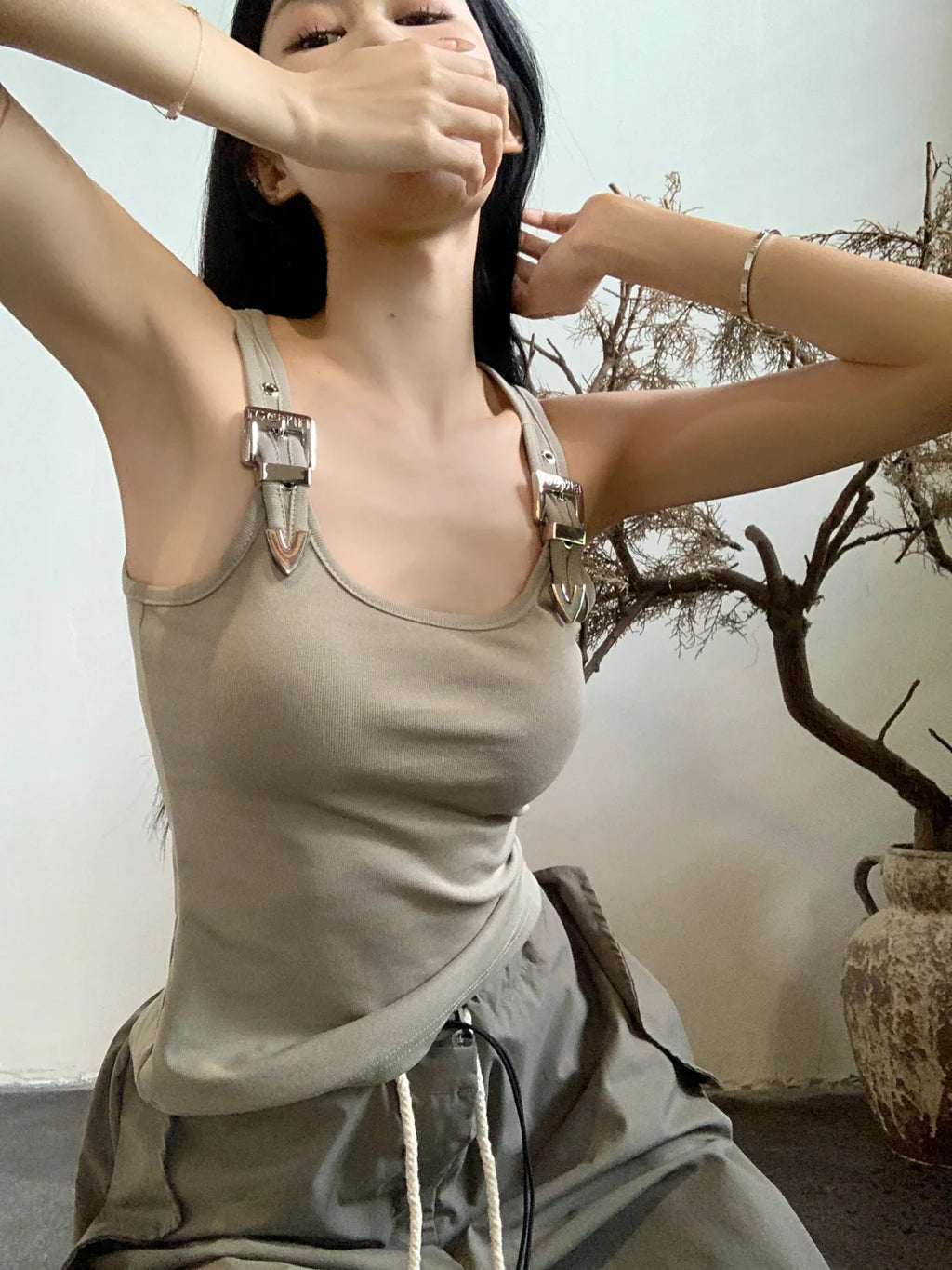 Tanks Women Personality Creativity Casual Trendy All-match Chic Age-reducing Simple Streetwear Solid New Summer Lady Sweet Thin