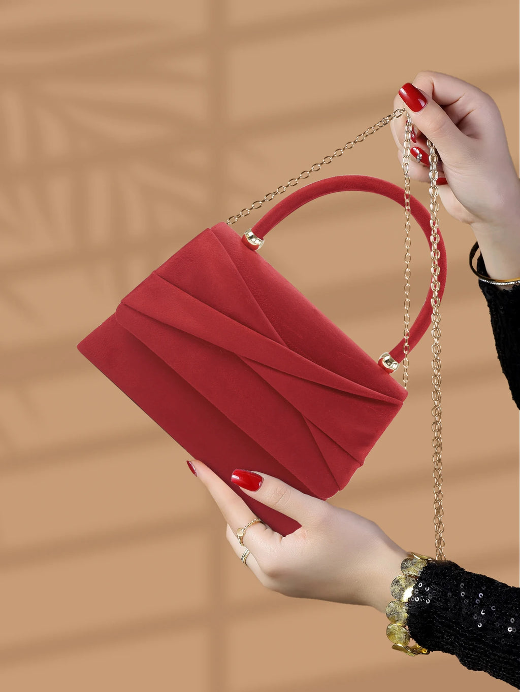 Fashionable and elegant plush design evening bag, trendy and versatile handbag suitable for all occasions, the best gift.